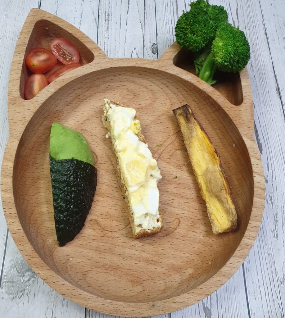 Responsive Feeding 3 Your Family Nutritionist weaning fussy eating and family nutrition Sw pot egg on toast avo tom brocolli Copy